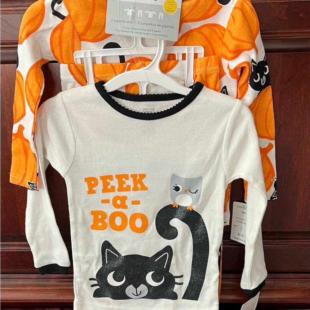 Carter’s Halloween pj set of two NWT